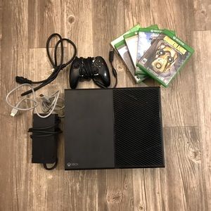 Xbox on elite with mw and 4 games